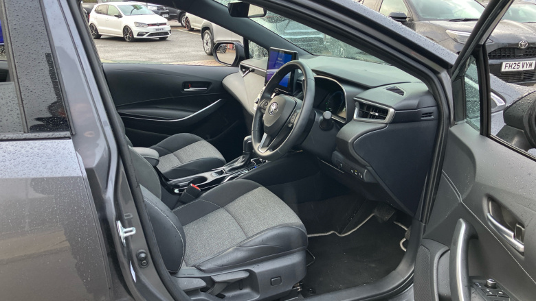 Toyota Corolla 1.8 Hybrid Design 5dr CVT Hybrid Hatchback